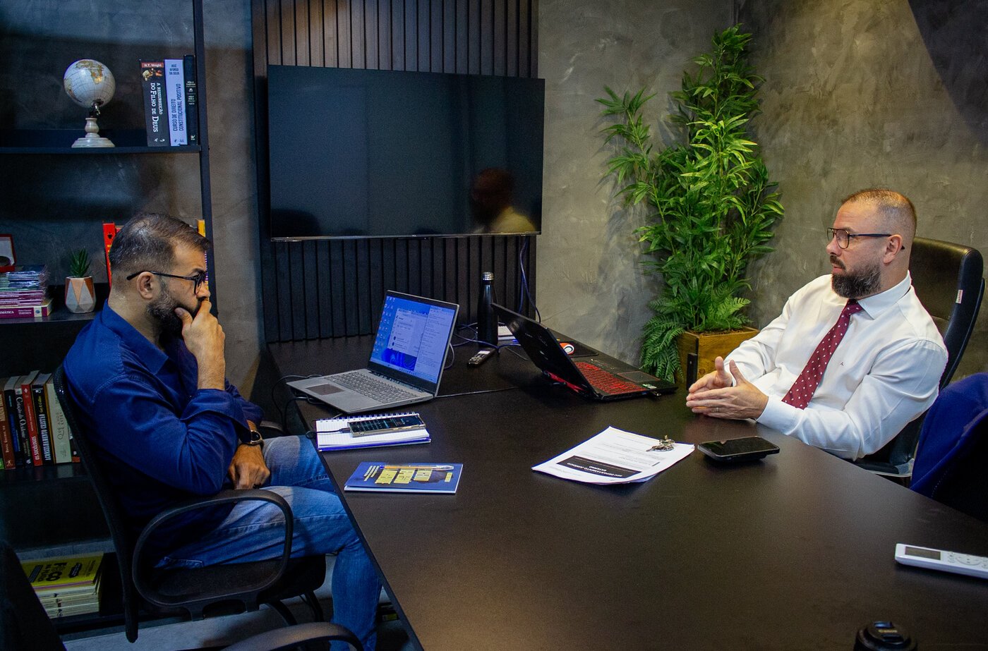 Dr. Alexandre Martins em atendimento